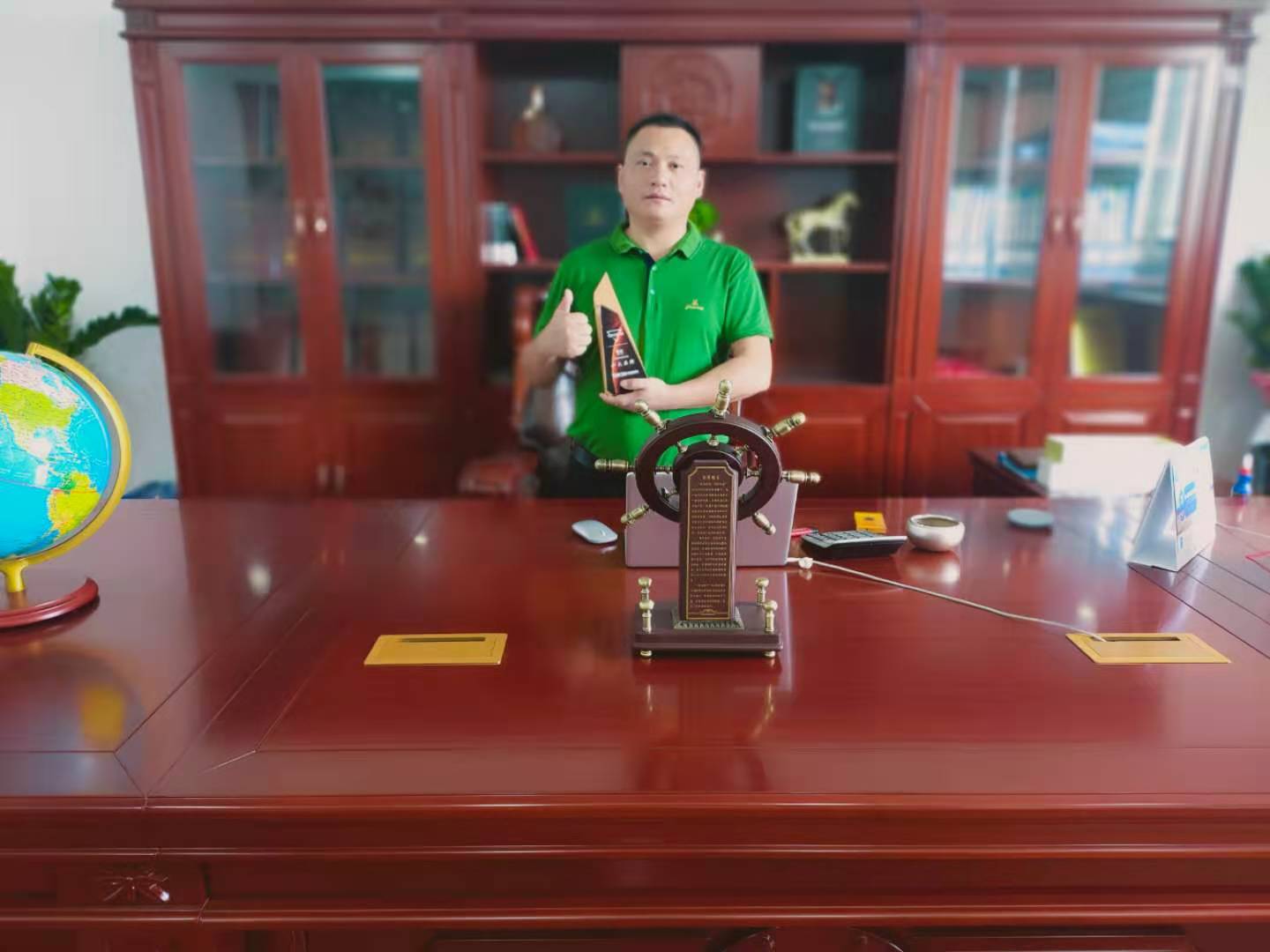 恭喜賀喜特萊得榮獲2020年度"即熱式電熱水器十大品牌”榮譽(yù)稱(chēng)號(hào)